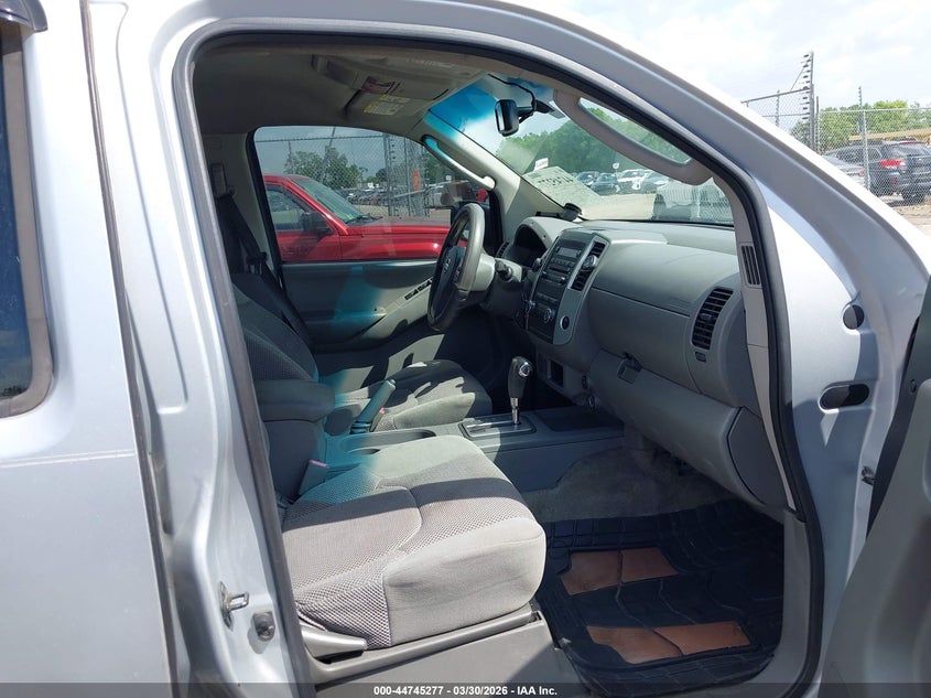 2011 Nissan Frontier Sv