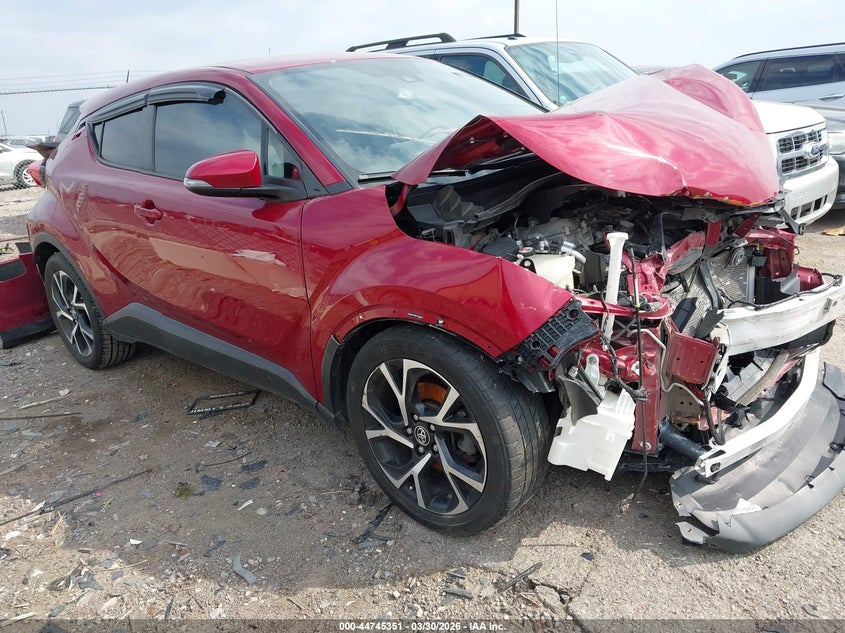 2018 TOYOTA C-HR XLE PREMIUM