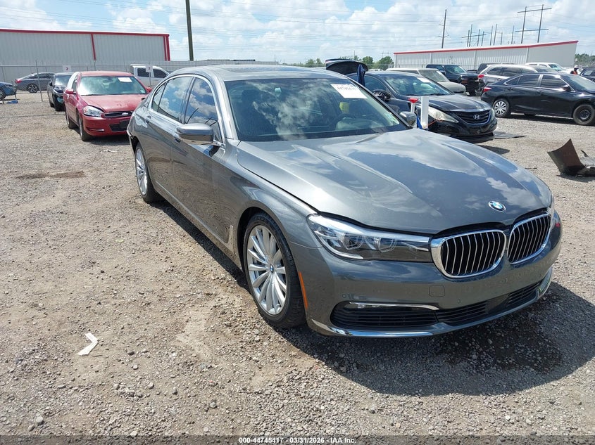 2016 BMW 740I