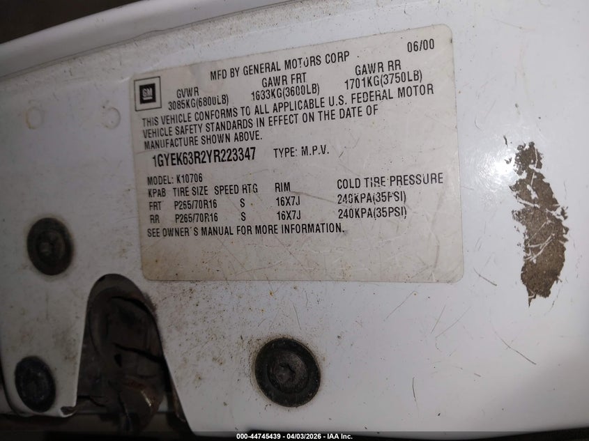 2000 Cadillac Escalade Standard VIN: 1GYEK63R2YR223347 Lot: 44745439