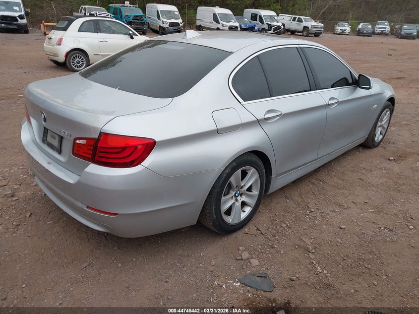 2011 BMW 528I