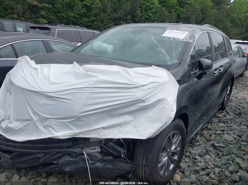 Vin: 5tdyrkec4ss244614, lot: 45242829, toyota sienna xle 20252