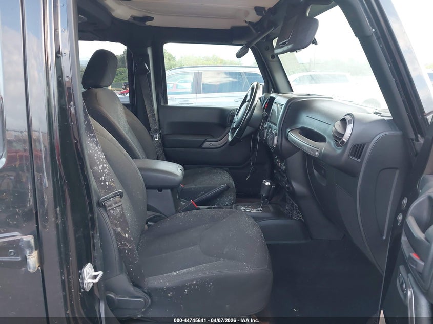 2018 JEEP WRANGLER JK UNLIMITED auction photo 5