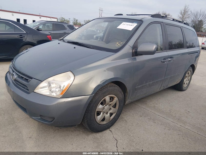 2008 Kia Sedona Lx