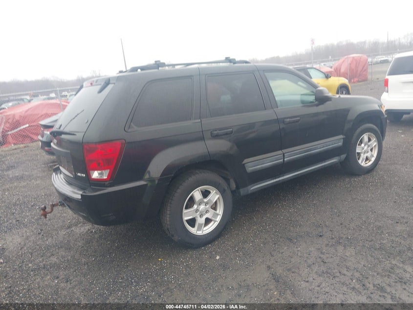 2005 Jeep Grand Cherokee Laredo