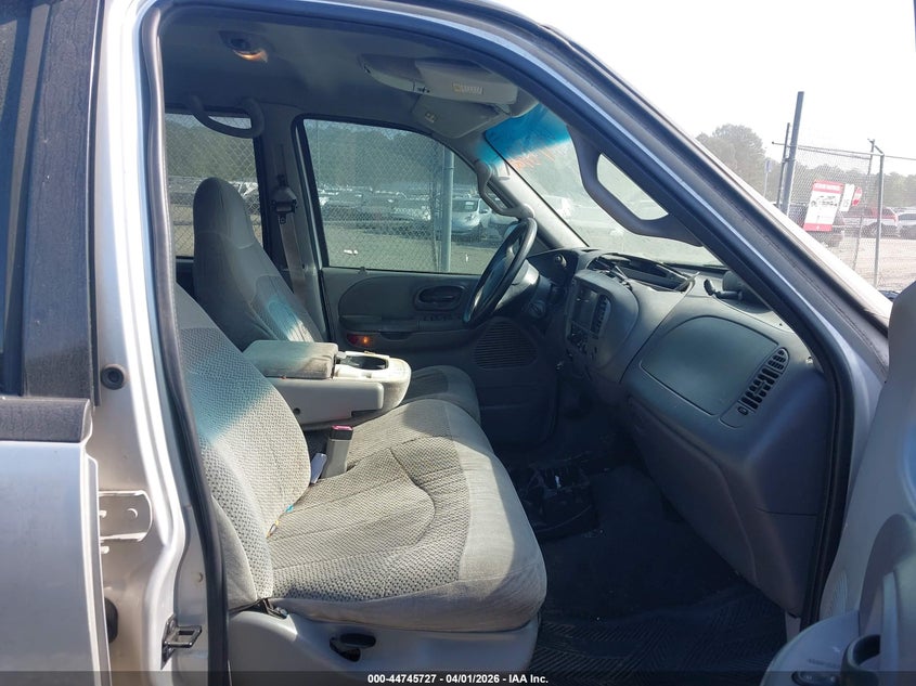 2001 Ford F-150 Harley-Davidson Edition/King Ranch Edition/Lariat/Xlt