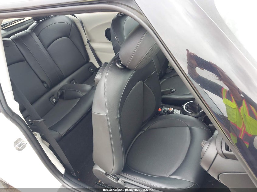 2016 Mini Hardtop Cooper VIN: WMWXP5C58G3B14013 Lot: 44746051