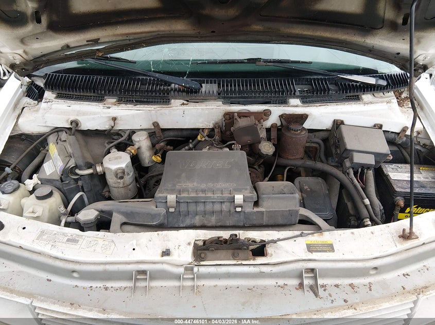 2000 Chevrolet Astro VIN: 1GCDL19W4YB133608 Lot: 44746101