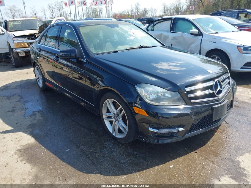 2014 Mercedes-Benz C 300 Sport 4Matic