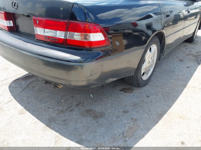 2000 Lexus Es 300 VIN: JT8BF28G4Y0266412 Lot: 44746237