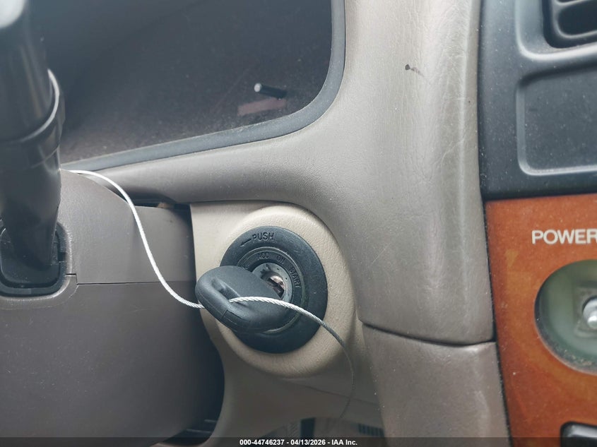 2000 Lexus Es 300 VIN: JT8BF28G4Y0266412 Lot: 44746237