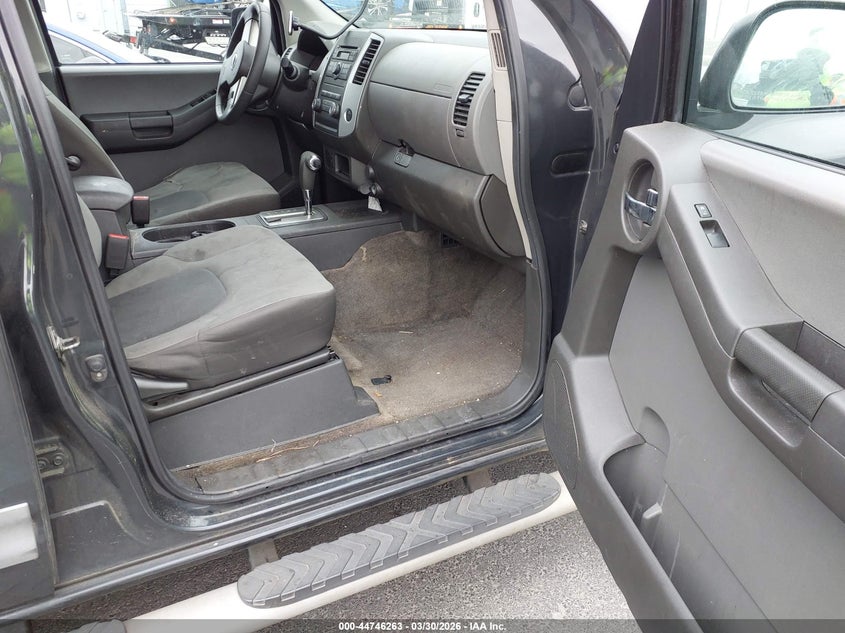 2011 Nissan Xterra S