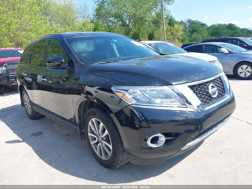 2014 Nissan Pathfinder S