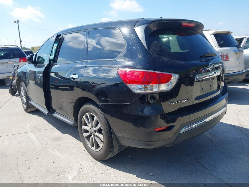 2014 Nissan Pathfinder S