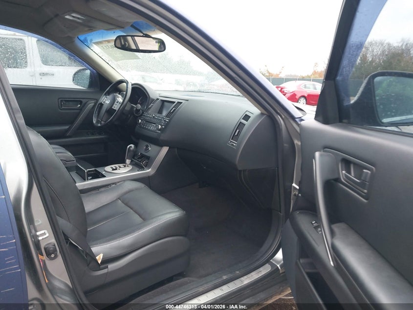 2005 Infiniti Fx45