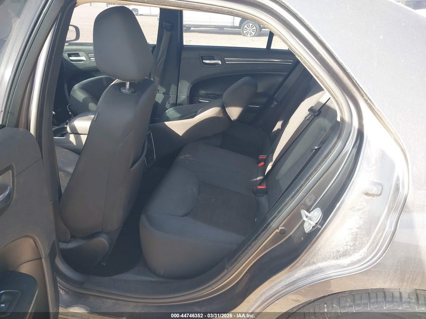2020 CHRYSLER 300 SEDAN 3.6L V-6 DOHC, VVT, 292HP