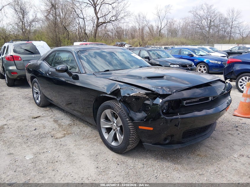 2016 Dodge Challenger Sxt