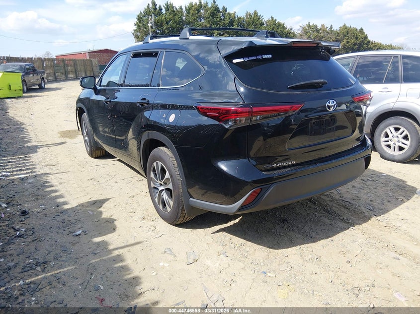 2022 Toyota Highlander Xle