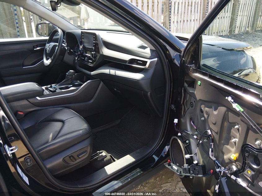 2022 Toyota Highlander Xle