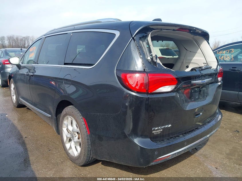 2018 Chrysler Pacifica Touring L Plus