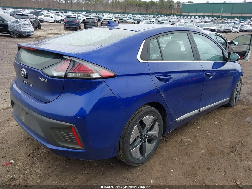 2022 Hyundai Ioniq Hybrid Sel