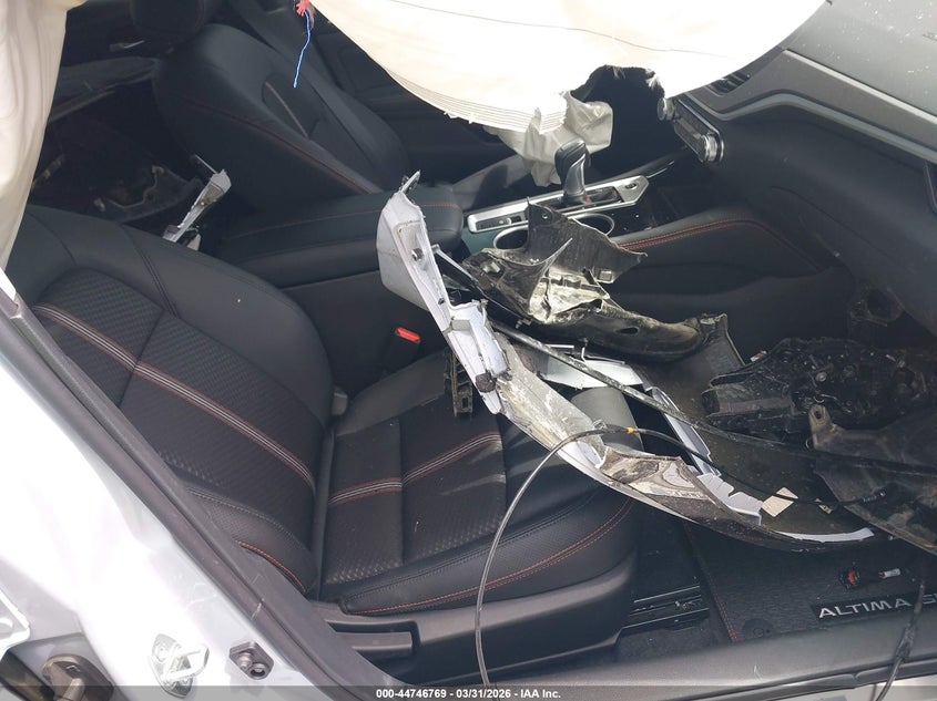 2025 Nissan Altima Sr Awd