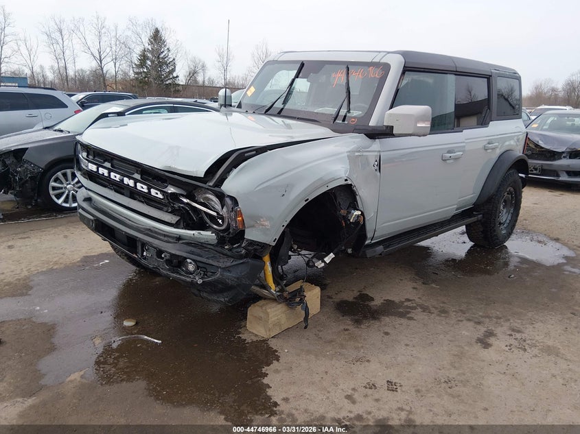 2024 Ford Bronco Outer Banks