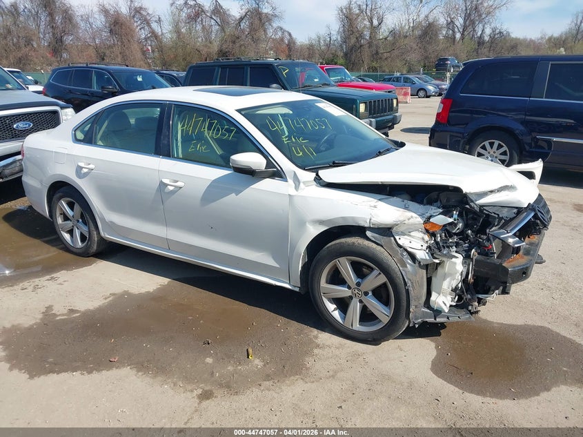 2013 Volkswagen Passat 2.5L Se