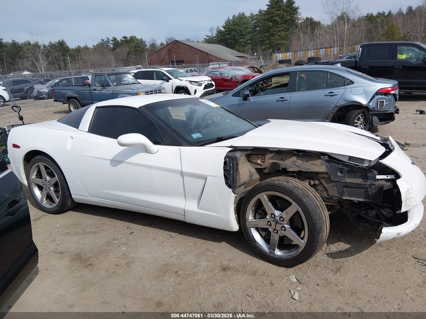 2011 Chevrolet Corvette VIN: 1G1YF2DW9B5110748 Lot: 44747061