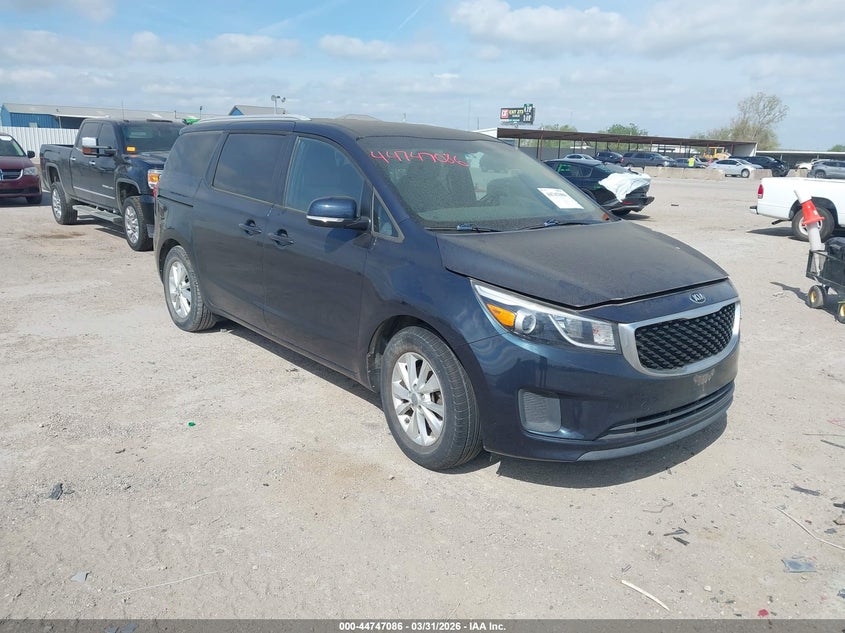 2015 Kia Sedona Lx