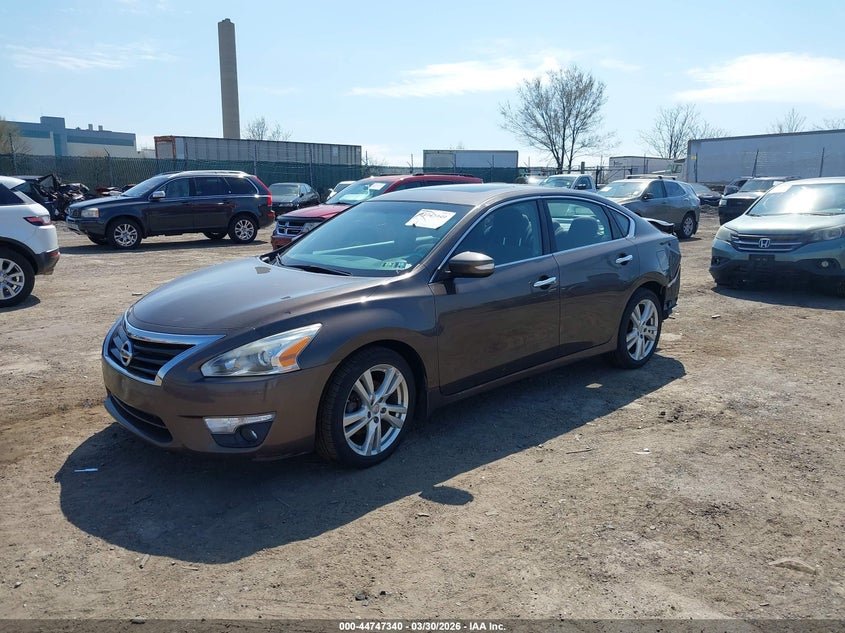 2013 Nissan Altima 3.5 Sv
