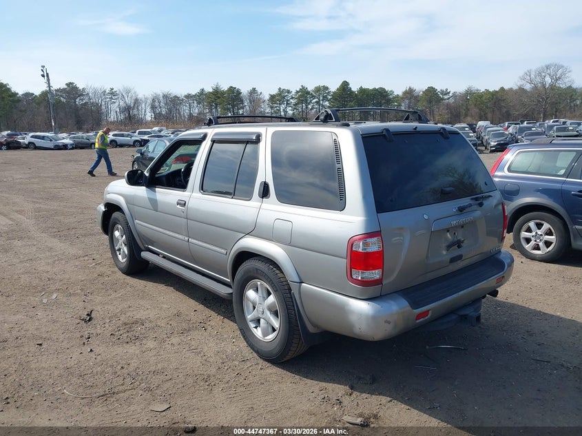 2001 Nissan Pathfinder Le