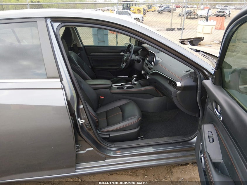 2021 Nissan Altima Sr Fwd