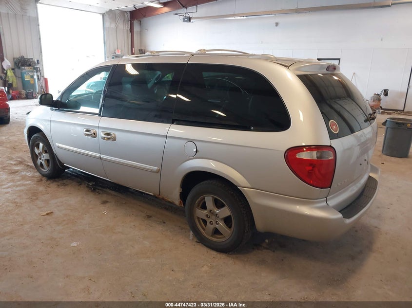 2004 Dodge Grand Caravan Sxt