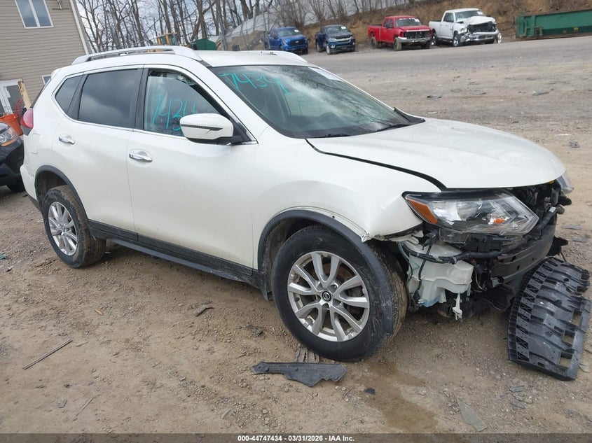 2017 Nissan Rogue Sv