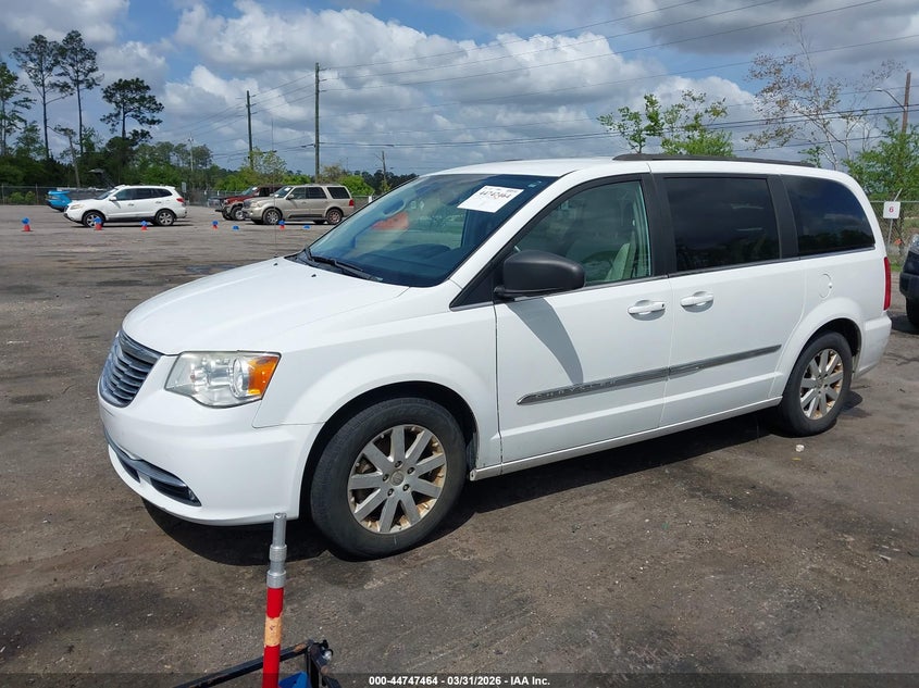 2015 Chrysler Town & Country Touring