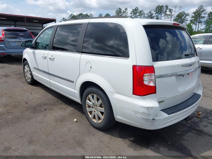 2015 Chrysler Town & Country Touring