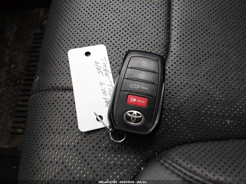 2022 Toyota Tundra Limited VIN: 5TFJA5DB4NX030711 Lot: 44747562