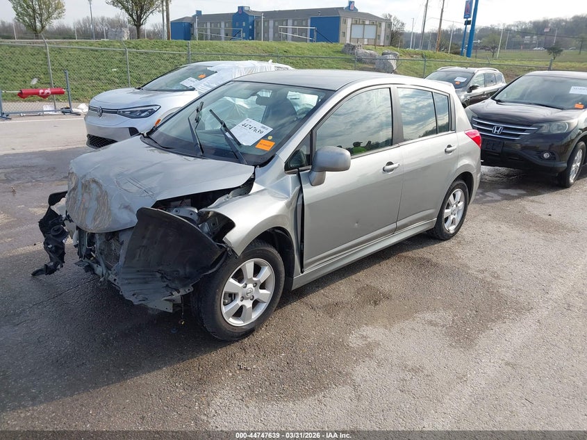 2011 Nissan Versa 1.8Sl