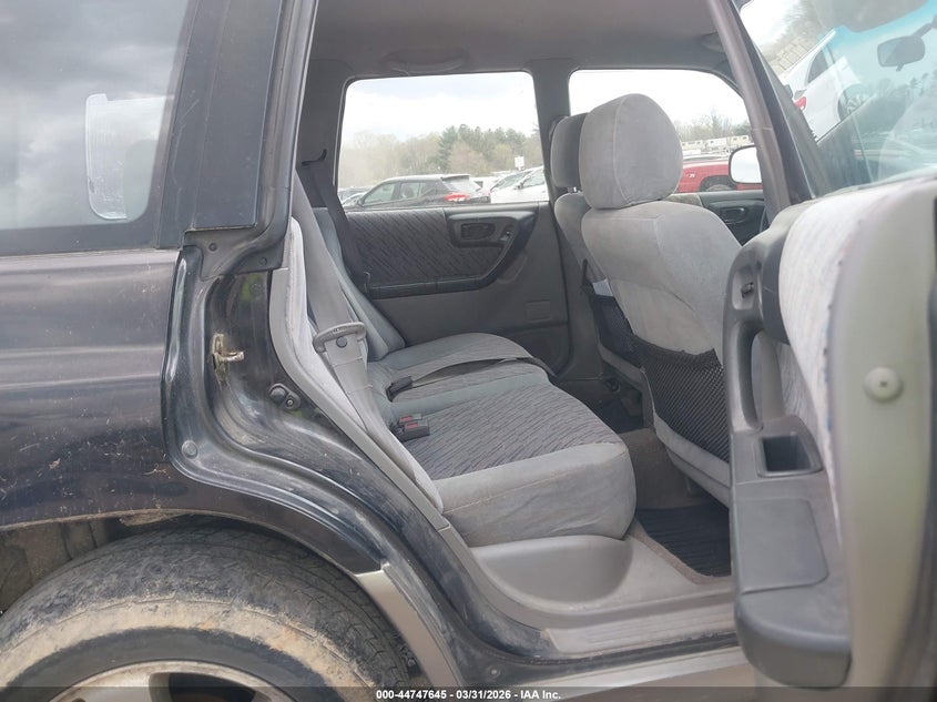 1999 Subaru Forester S VIN: JF1SF6556XH725487 Lot: 44747645