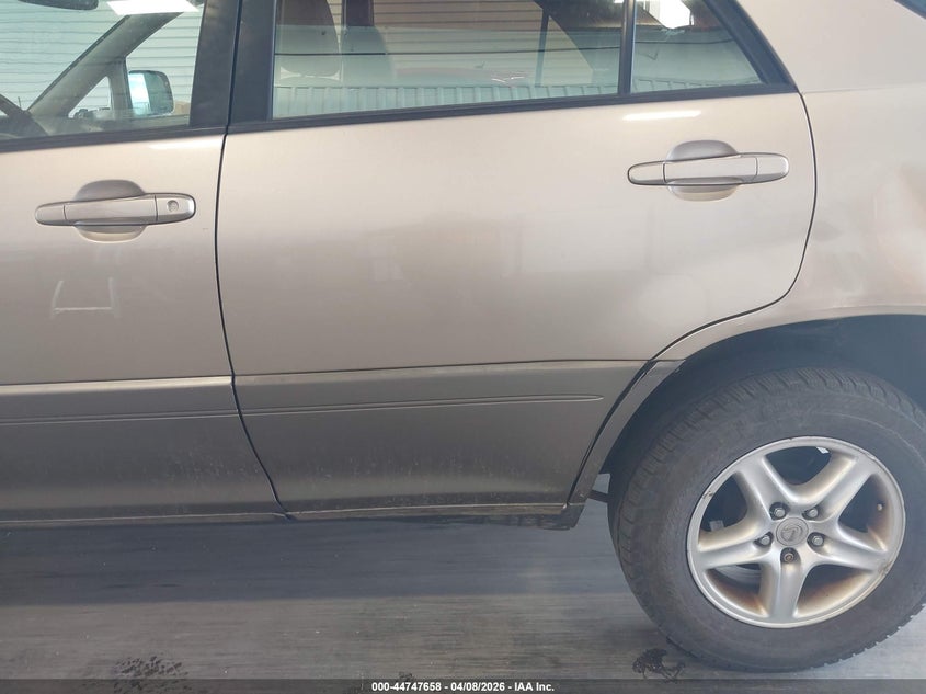 2001 Lexus Rx 300 VIN: JTJHF10UX10218424 Lot: 44747658