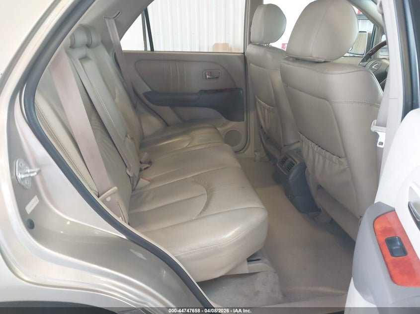 2001 Lexus Rx 300 VIN: JTJHF10UX10218424 Lot: 44747658