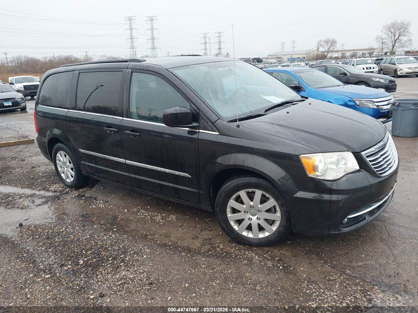 2014 Chrysler Town & Country Touring