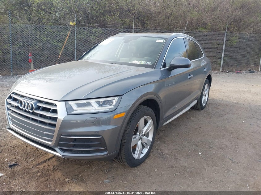 2018 Audi Q5 2.0T Premium/2.0T Tech Premium