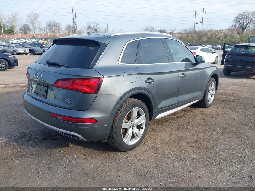 2018 Audi Q5 2.0T Premium/2.0T Tech Premium