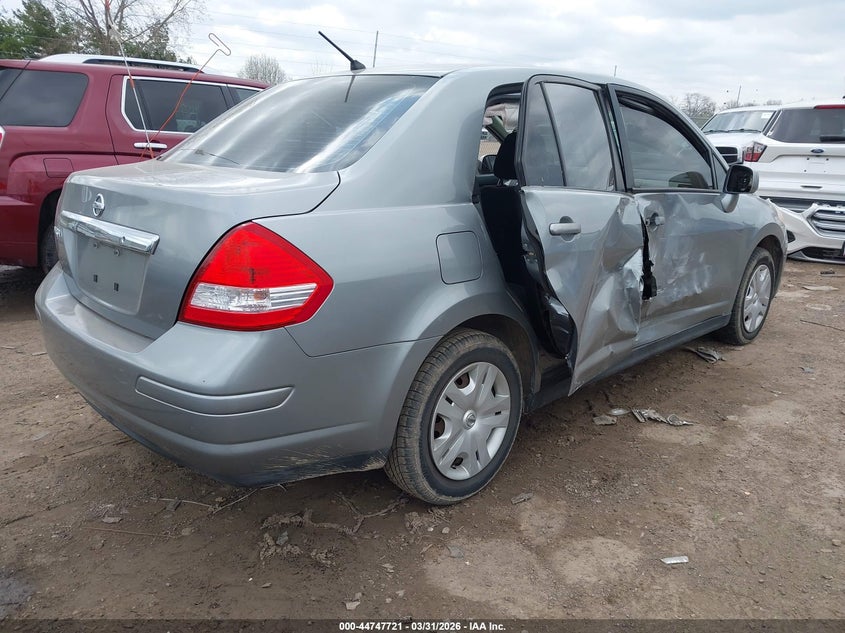 2011 Nissan Versa 1.8S
