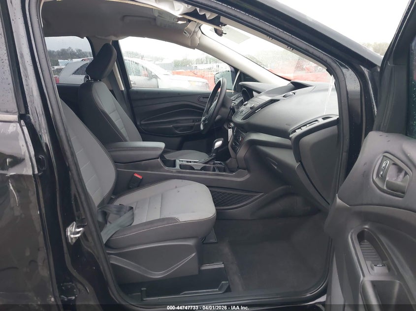 2019 FORD ESCAPE auction photo 5