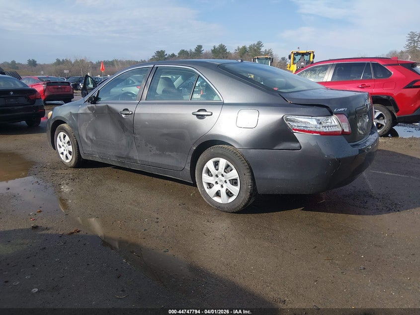 2011 Toyota Camry Le