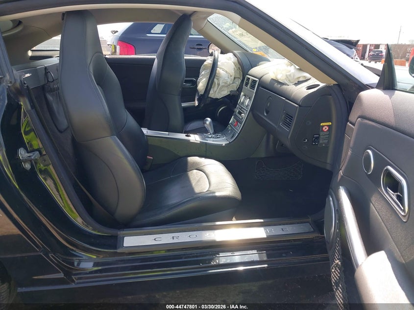 2005 CHRYSLER CROSSFIRE auction photo 5