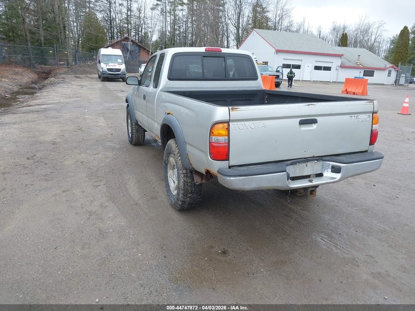 2002 Toyota Tacoma Base V6